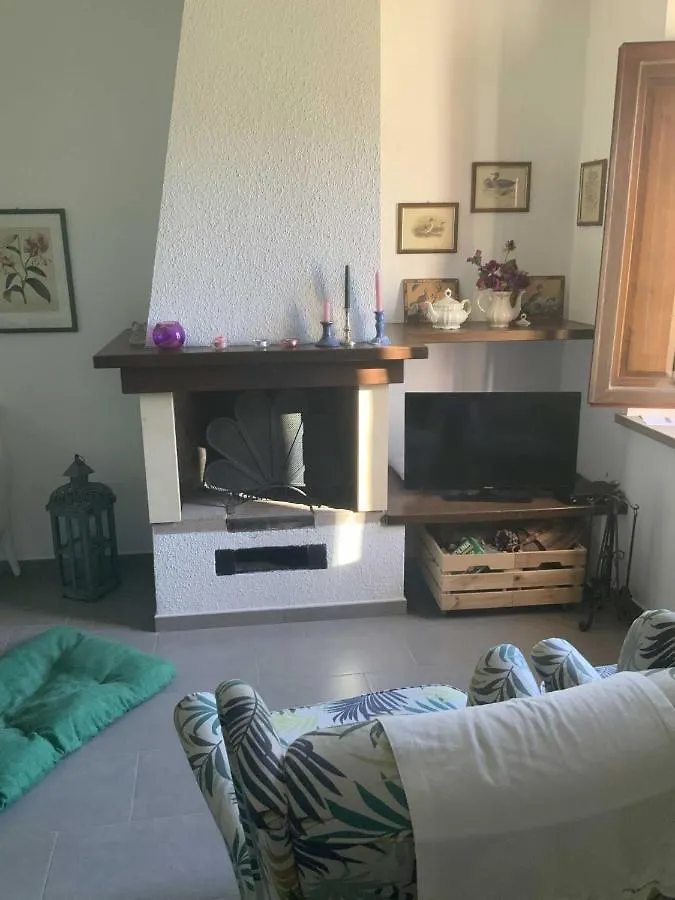 Appartamento Beahouse: casa con vista a Sassetta 0*,  Italia